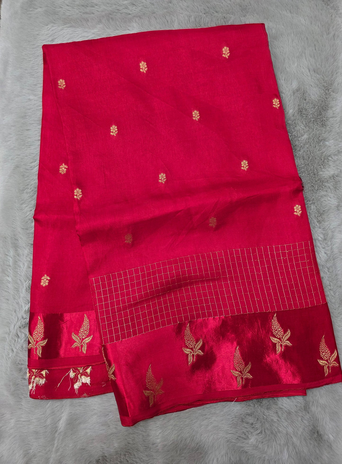 Semi Crepe Saree