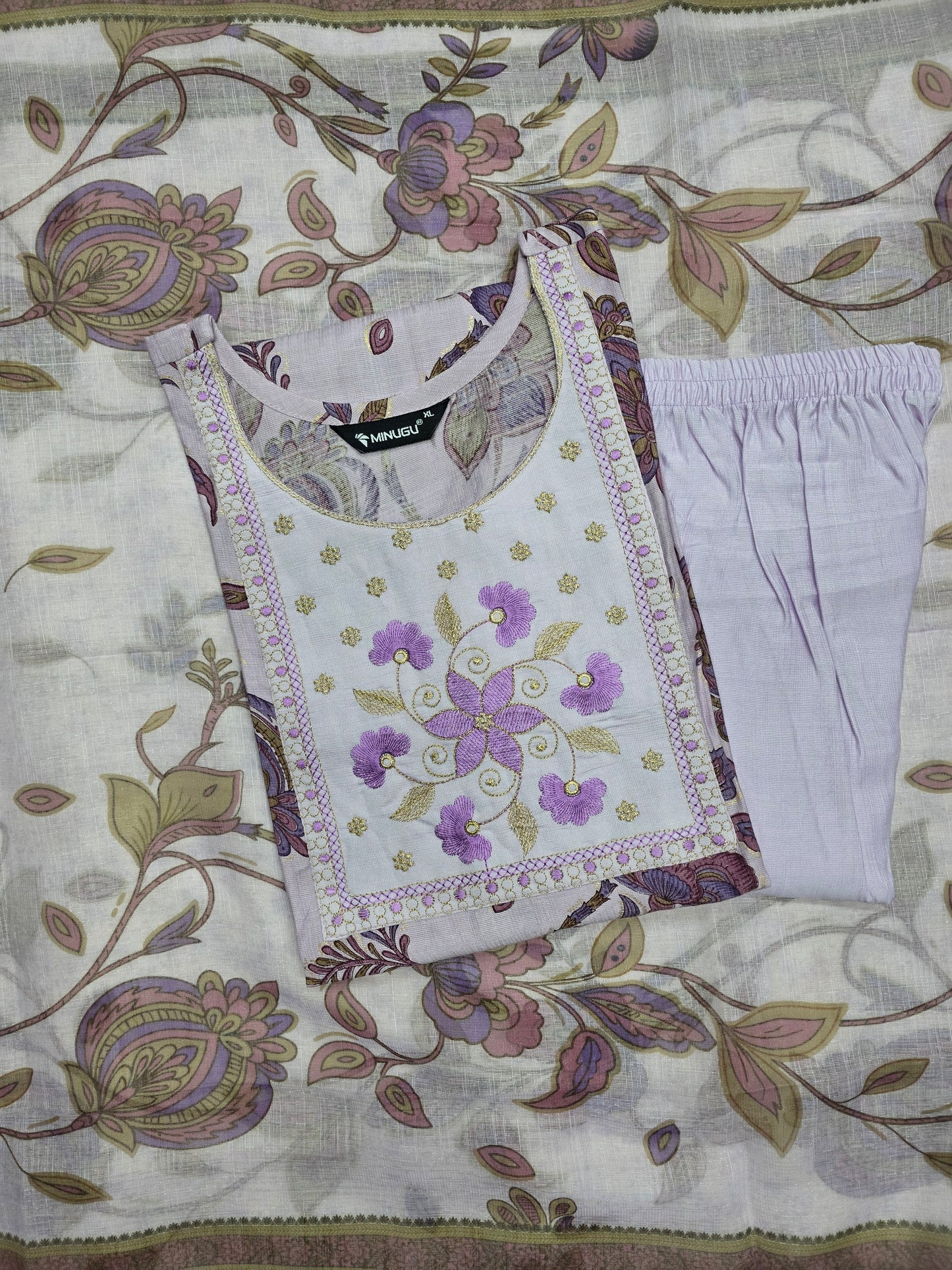 Lavender Roman Silk 3pc Set