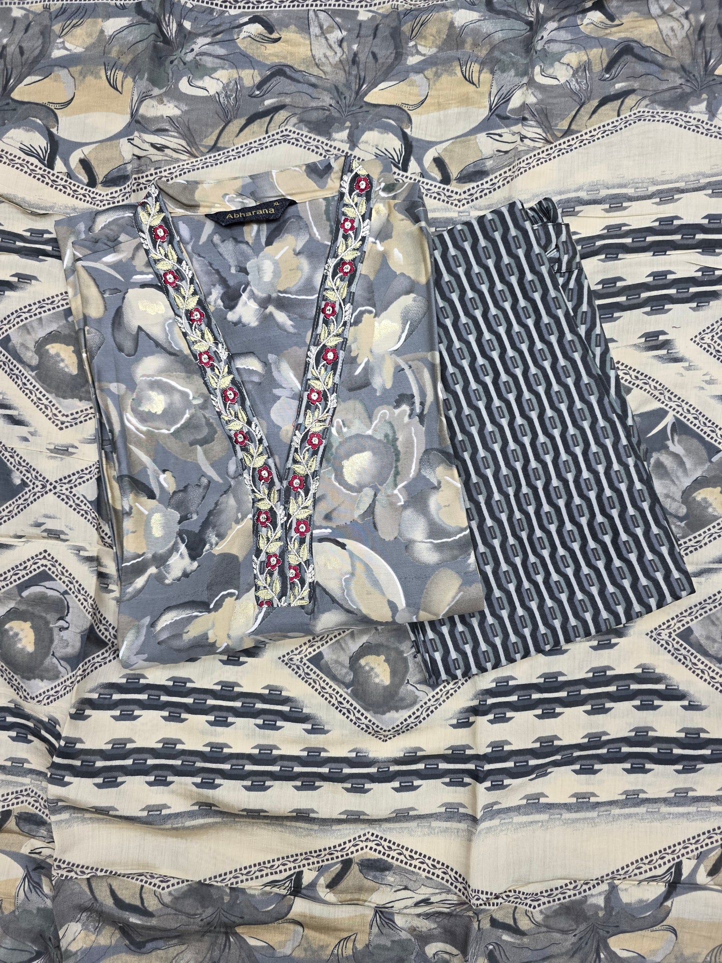 Ash Grey Muslin Silk 3pc Set