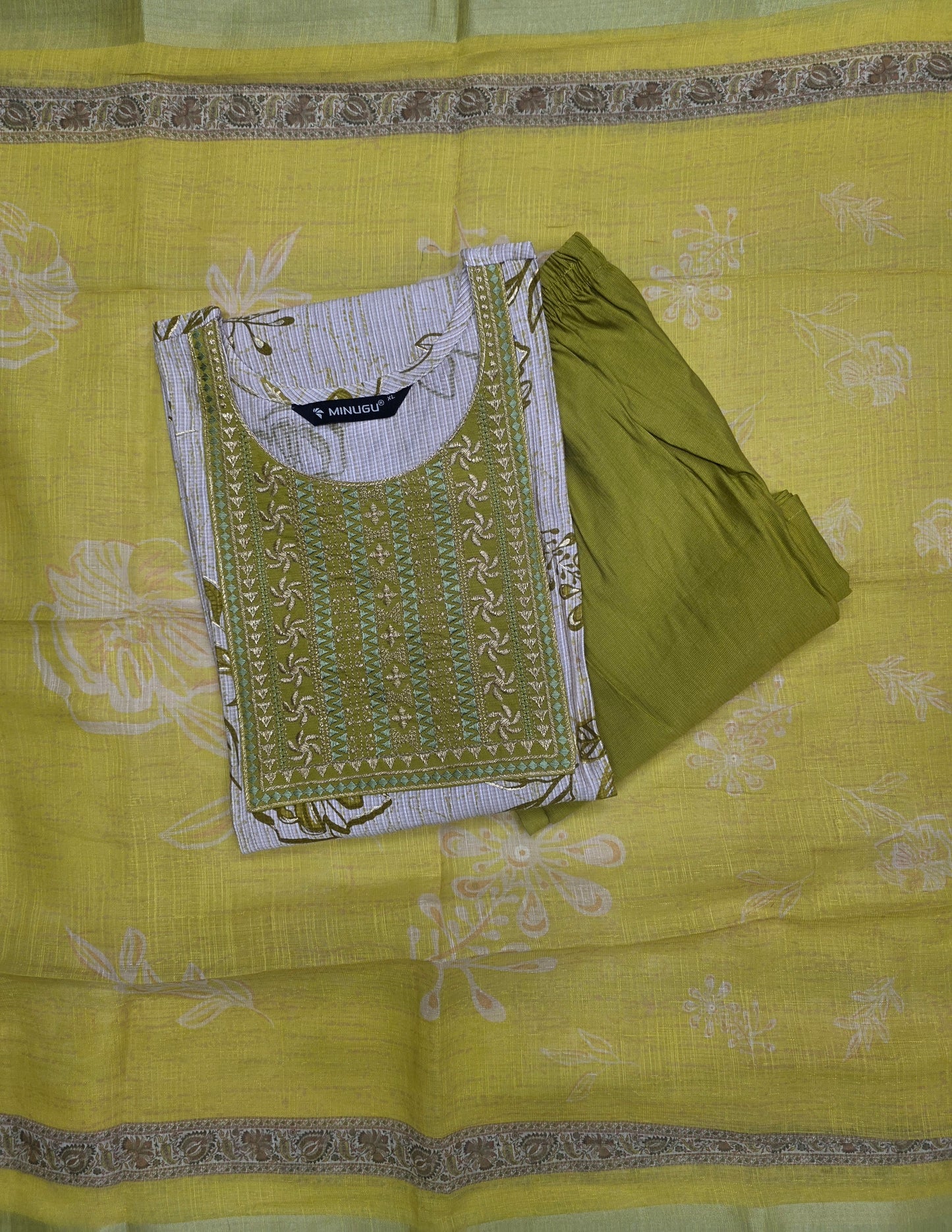 Green Roman Silk 3pc Set