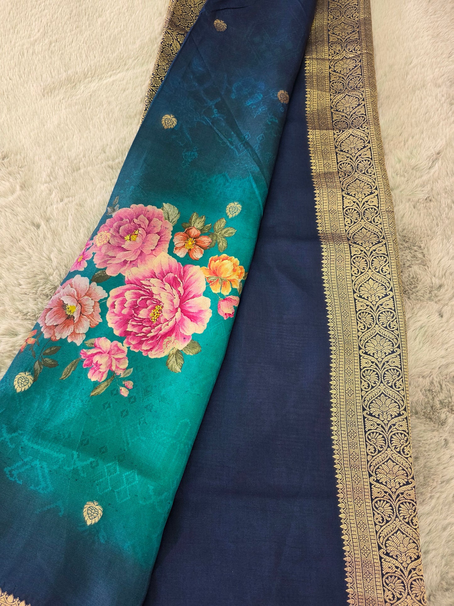 Designer saree
