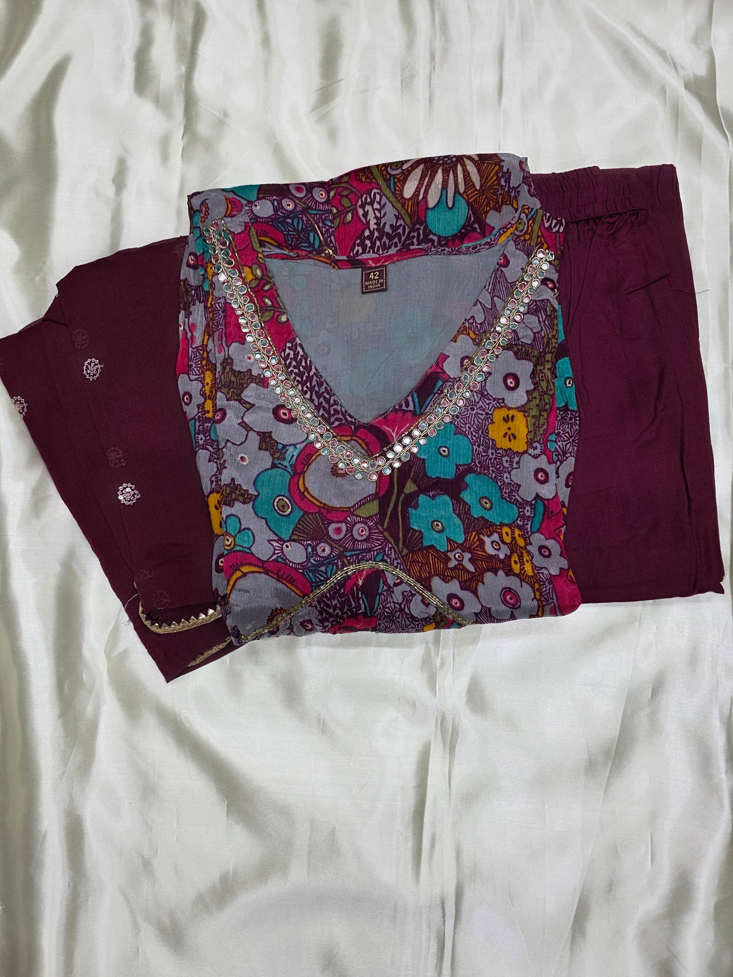 Alia cut Floral 3pc Set