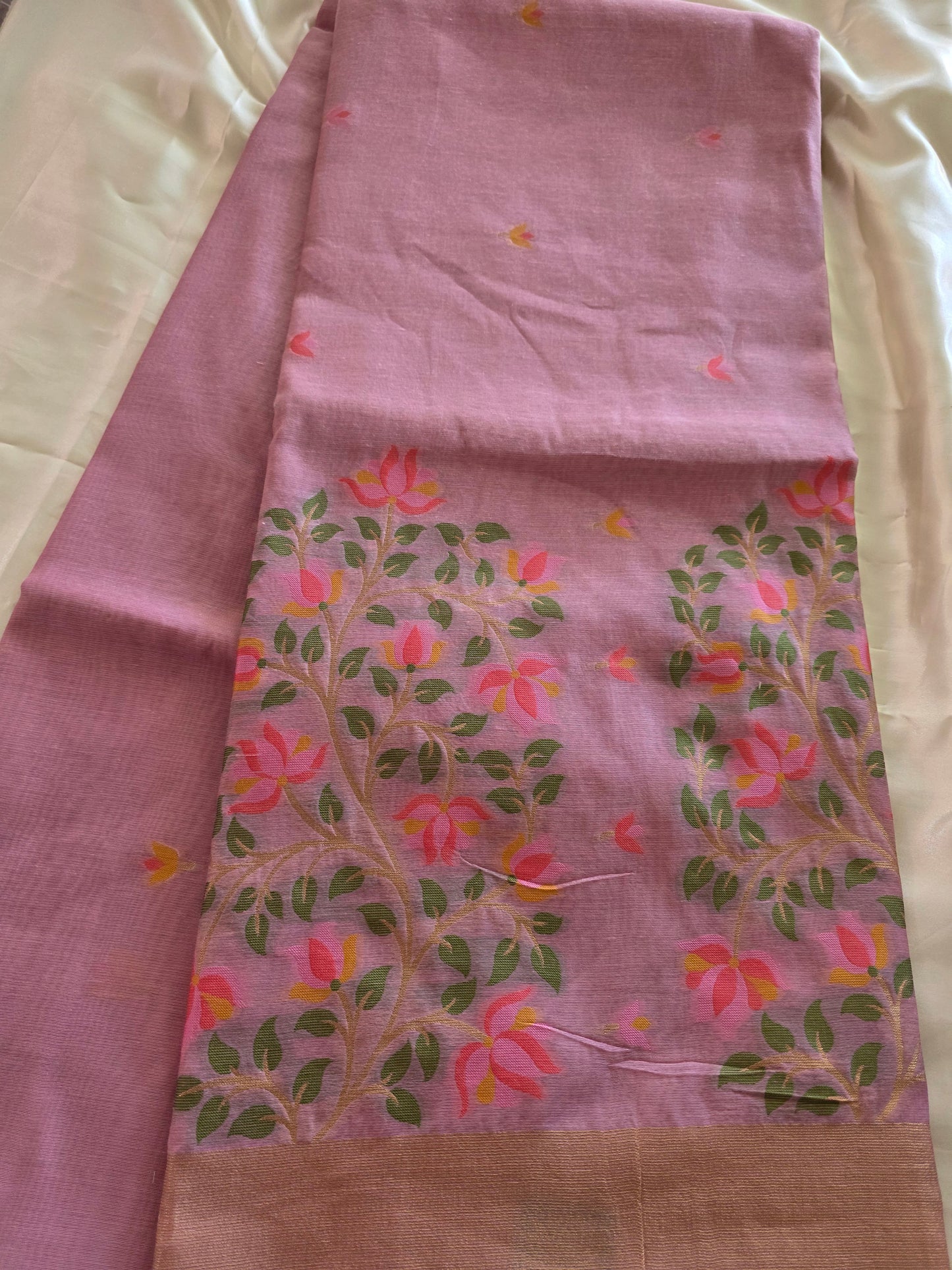 Jamdani saree